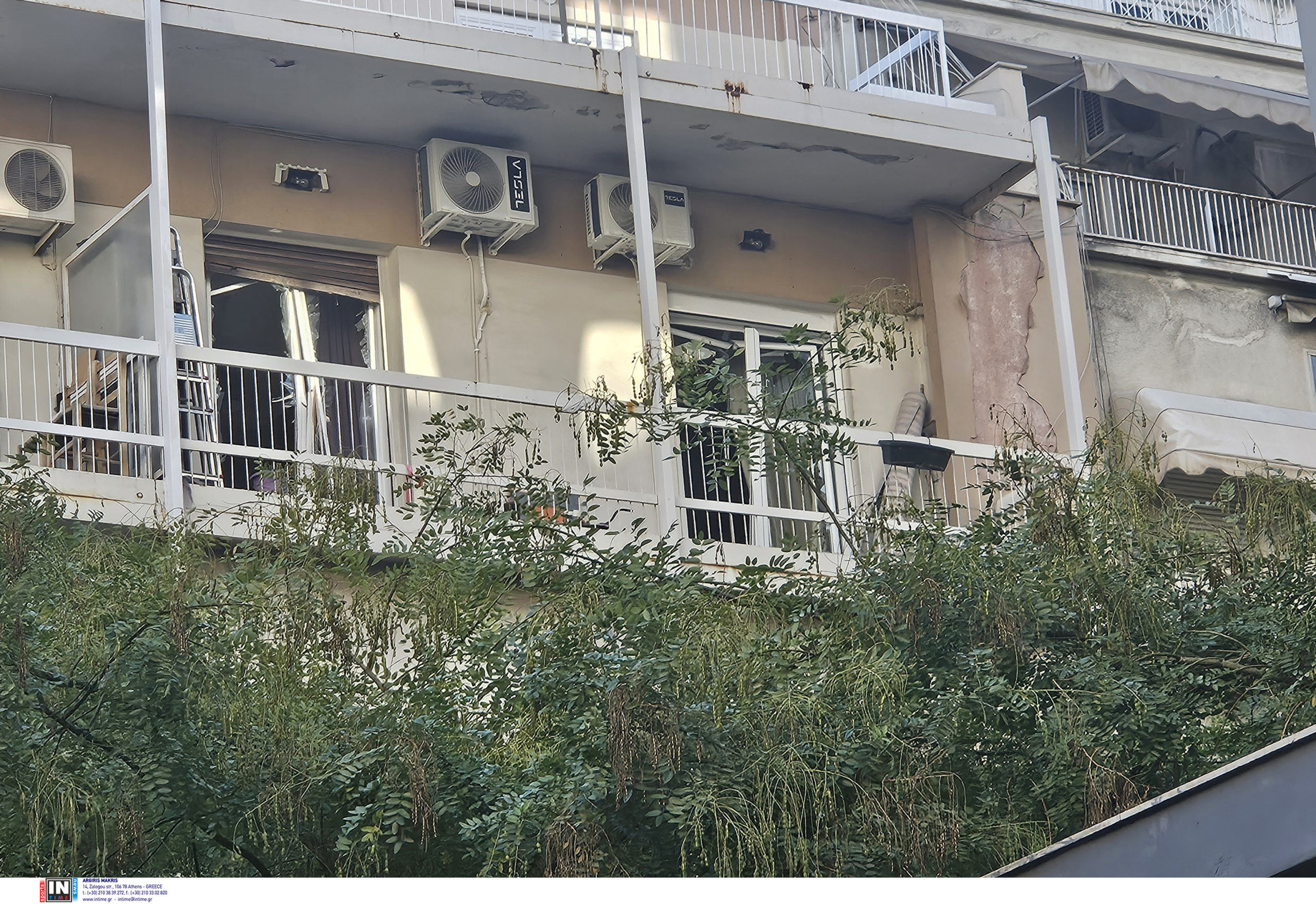 Έκρηξη στους Αμπελόκηπους: Πρόσωπο «κλειδί» ο γιος του ιδιοκτήτη του διαμερίσματος – Τα σενάρια που εξετάζει η Αντιτρομοκρατική