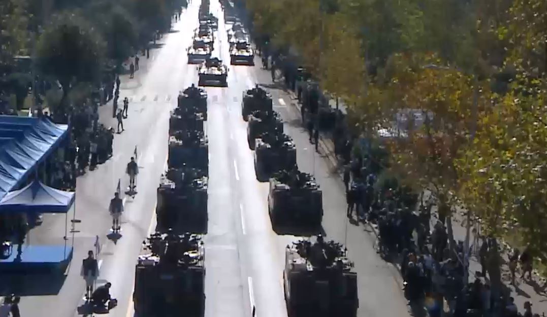 28η Οκτωβρίου: «Τράνταξαν» την Θεσσαλονίκη τα σύγχρονα άρματα μάχης τύπου Leopard 1 και 2 – Βίντεο