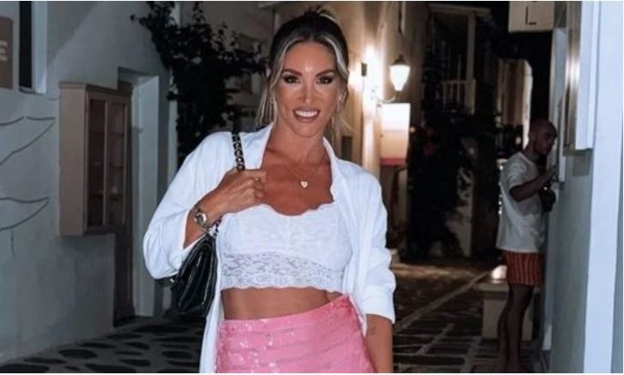 Αθηνά Οικονομάκου