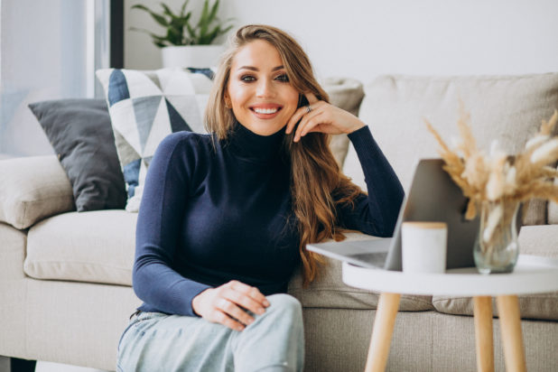 «Έχασα 45 κιλά χωρίς γυμναστήριο όταν σταμάτησα μία διατροφική συνήθεια» - Οι αλλαγές που βοήθησαν μια γυναίκα να μεταμορφώσει το σώμα της