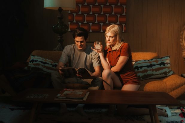 Οι άνδρες που απομακρύνονται από την γυναίκα τους, συνήθως εμφανίζουν 9 συμπεριφορές χωρίς να το καταλαβαίνουν