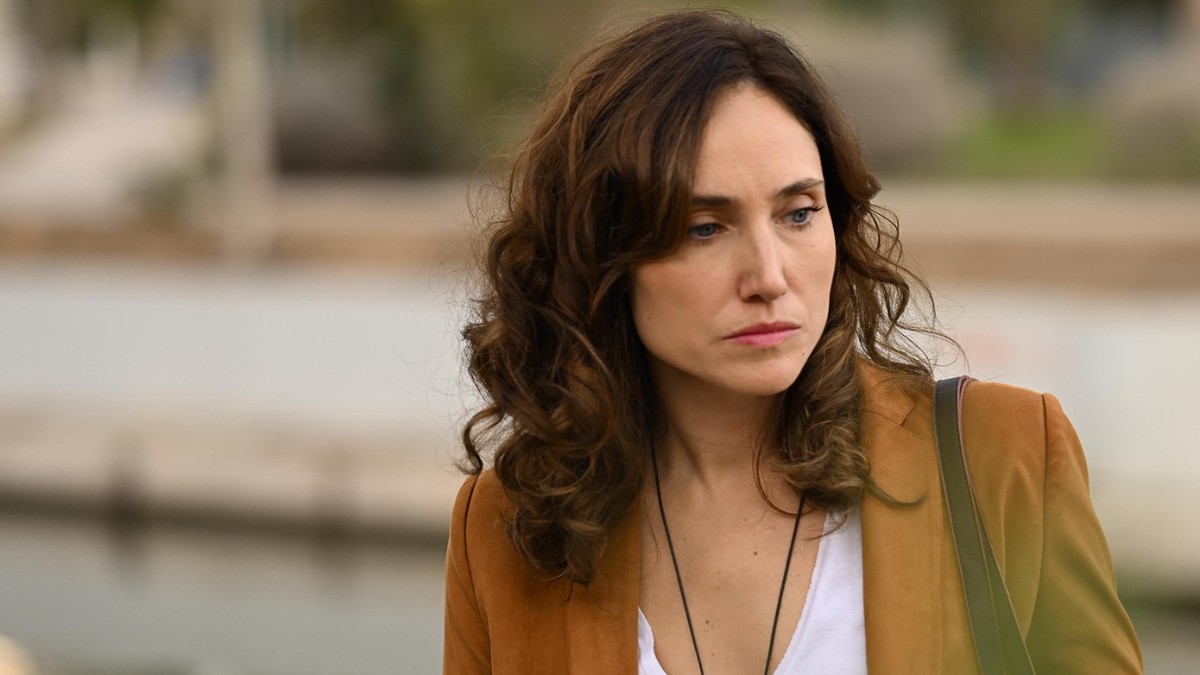 «Διάφανη αγάπη»: Η Άννα μισεί τον πατέρα της για το χαμό του Στέφανου