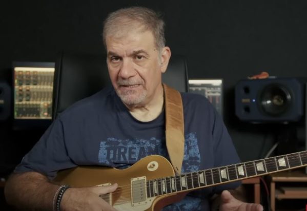 Δημήτρης Σταρόβας