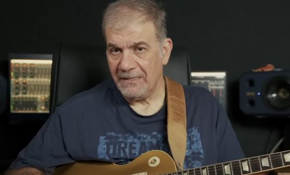 Δημήτρης Σταρόβας