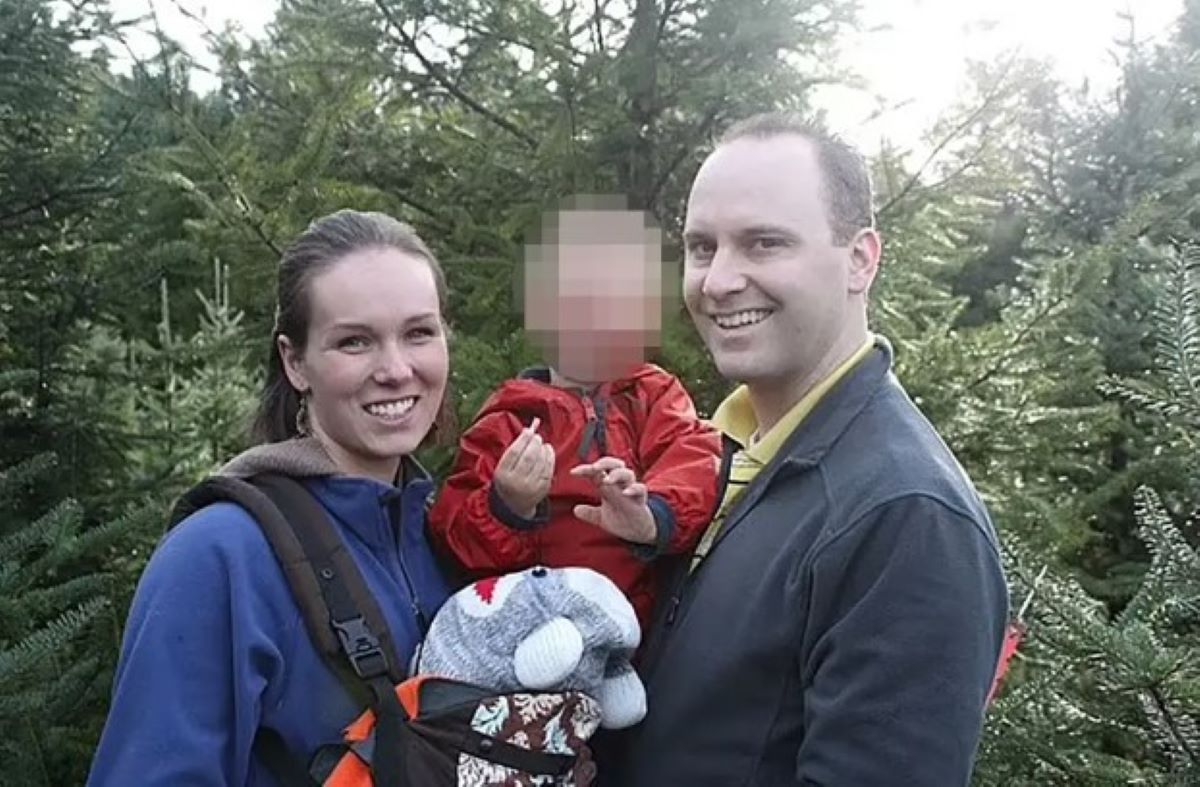 Φρικιαστικές σκηνές περιέγραψε 11χρονη που είδε την οικογένεια της να δολοφονείται από τον 15χρονο αδελφό της – «Προσποιήθηκα τη νεκρή για να γλιτώσω»