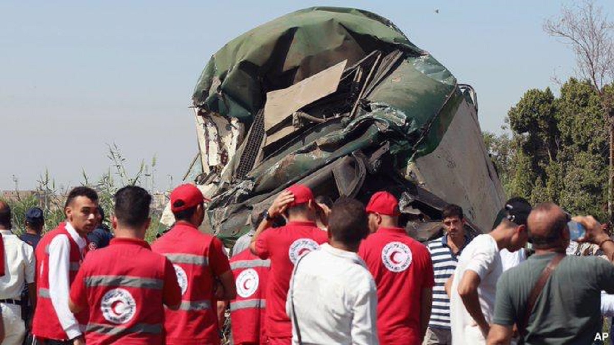 Αίγυπτος: 12 φοιτητές νεκροί και 33 τραυματίες σε τροχαίο με λεωφορείο
