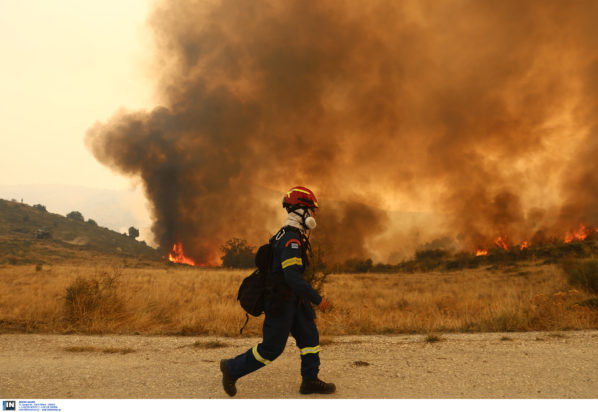 Φωτιά Ξυλόκαστρο