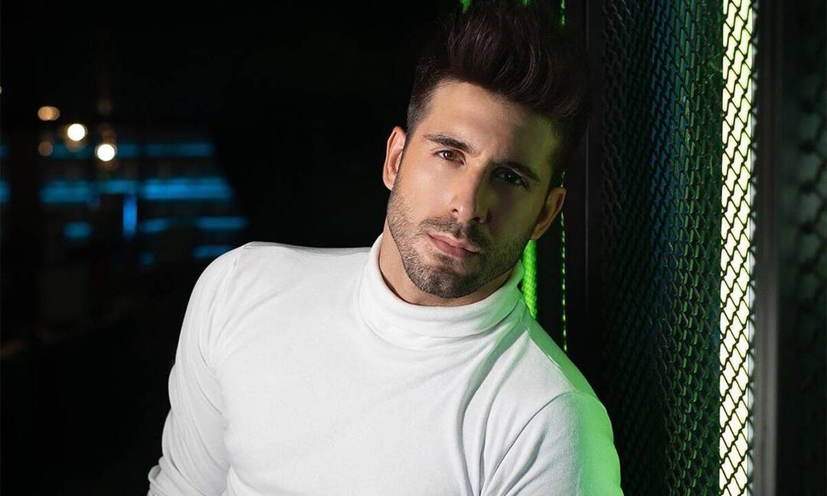 Ο Γιώργος Λιβάνης στην «Κατάρα της Τζέλας Δελαφράγκα»