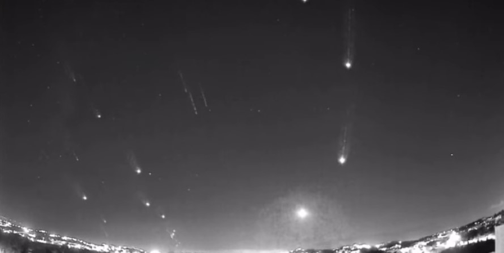 Εντυπωσιακό βίντεο timelapse: Ο «Iron Dome» του Ισραήλ αναχαιτίζει τους πυραύλους από το Ιράν