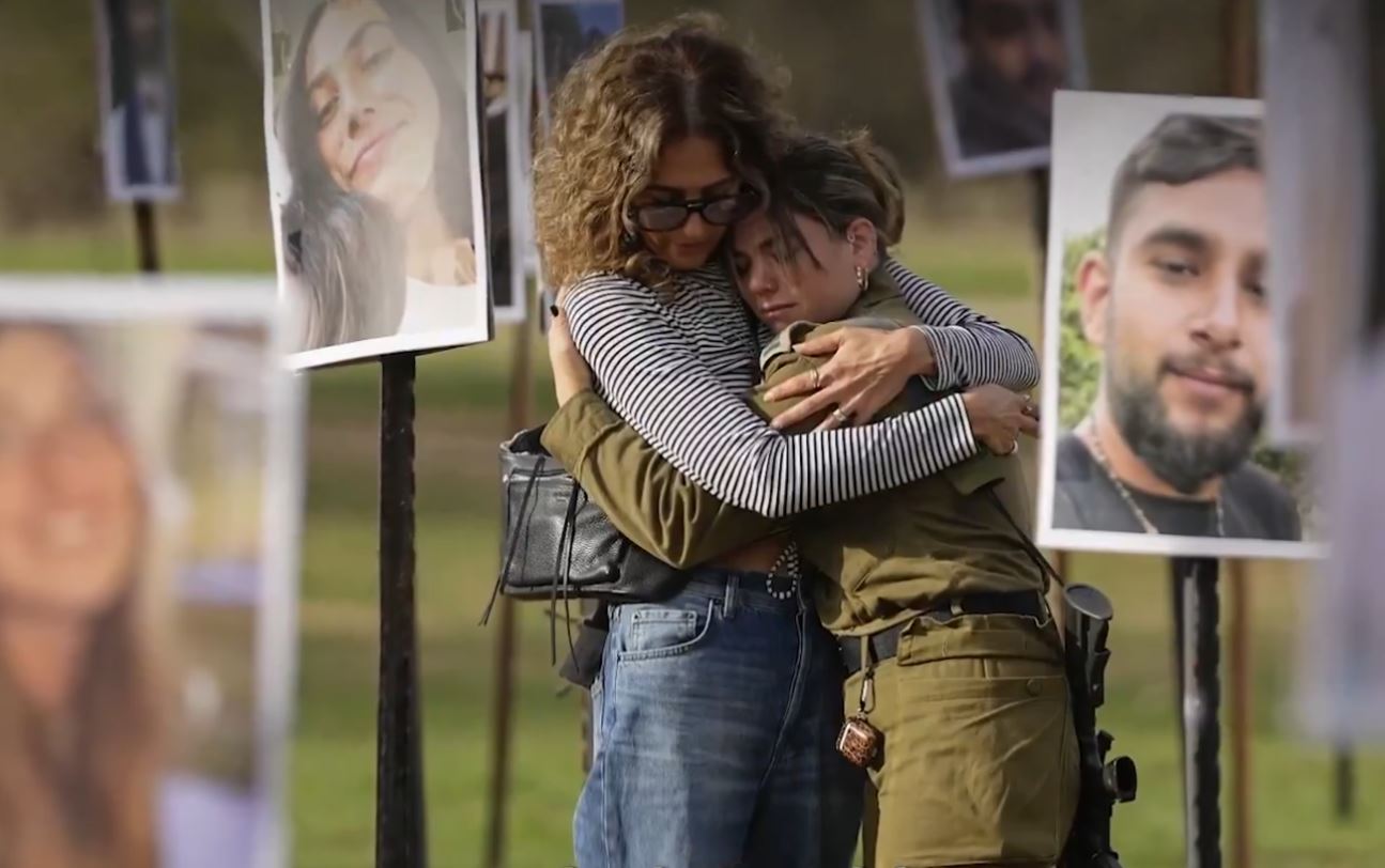 Ισραήλ – Λίβανος: Εκατέρωθεν ανηλεείς βομβαρδισμοί και συγκινησιακές ομιλίες για την επέτειο της 7 Οκτωβρίου