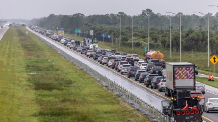 τυφώνας Milton εκκένωση