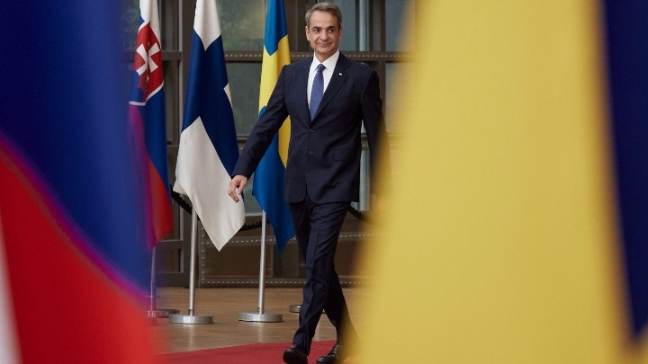 Τηλεφωνική επικοινωνία Μητσοτάκη με τον Λιβανέζο ομόλογό του: «Χαιρετίζουμε την επίτευξη εκεχειρίας»