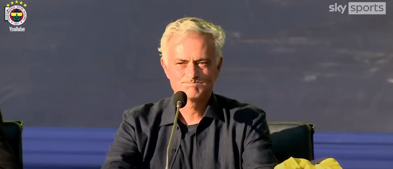 Ζοσέ Μουρίνιο: Σκέφτεται να επιστρέψει στην Premier League – «Να πάω σε μια ομάδα που δεν παίζει στις διοργανώσεις της UEFA»