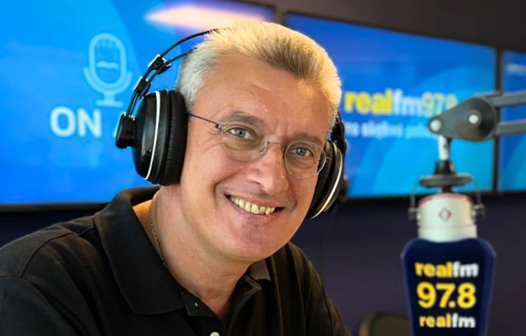 Νίκος Χατζηνικολάου Realfm
