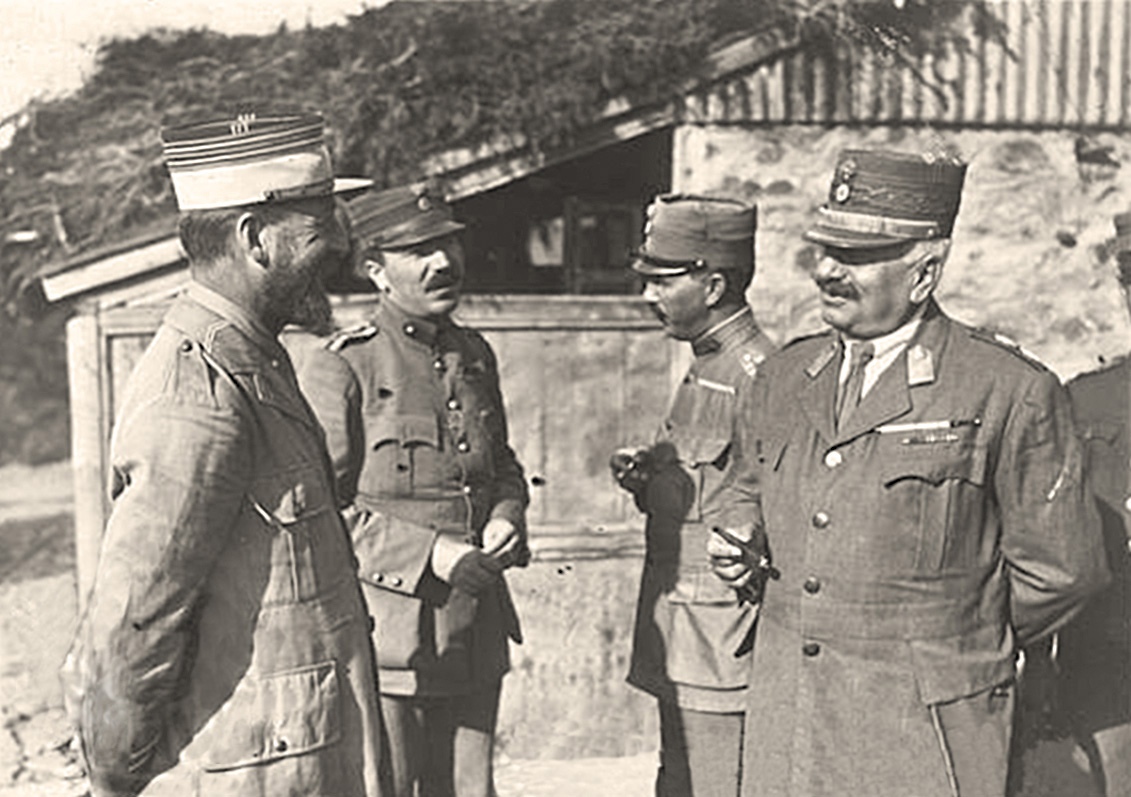 Ο στρατηγός Λεωνίδας Παρασκευόπουλος διατάζει τους αξιωματικούς να απελευθερώσουν την Ξάνθη