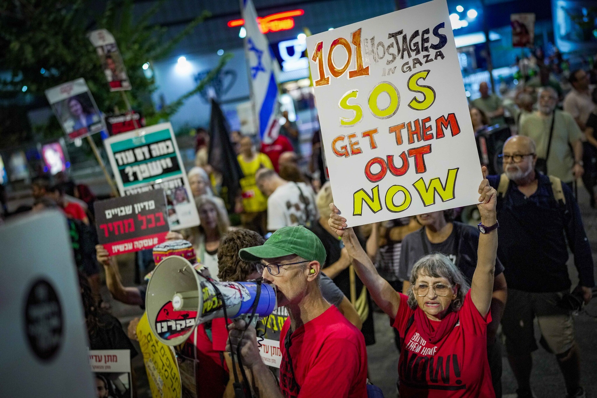 Ισραήλ: Οικογένειες ομήρων καλούν Νετανιάχου και Χαμάς να καταλήξουν σε συμφωνία για τους κρατούμενους στην Γάζα