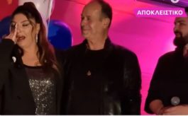 Έλενα Παπαρίζου