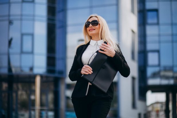 Τα 3 ζώδια που ευνοούνται στα οικονομικά τους τον Νοέμβριο