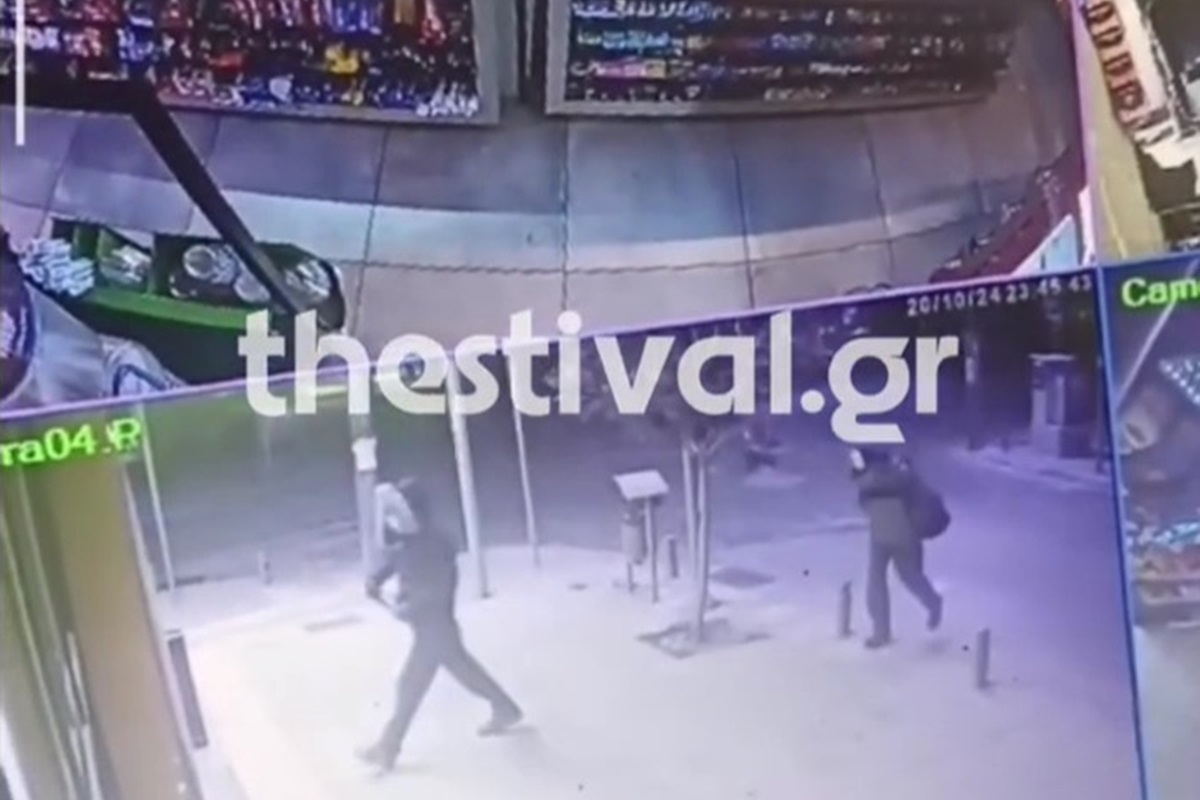 Θεσσαλονίκη: Η στιγμή της ένοπλης ληστείας σε ψιλικατζίδικο – Άρπαξαν περισσότερα από 10.000 ευρώ – Δείτε βίντεο