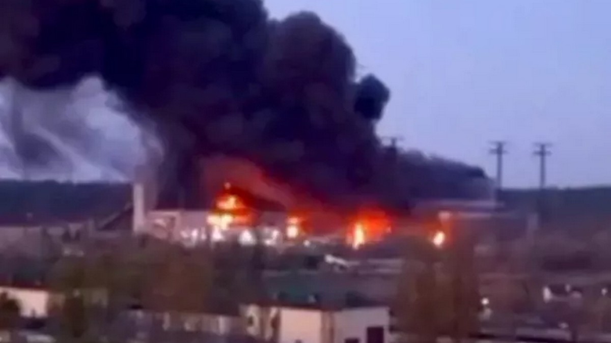 Πόλεμος στην Ουκρανία: Φωτιά σε πετρελαϊκές εγκαταστάσεις στη χερσόνησο της Κριμαίας