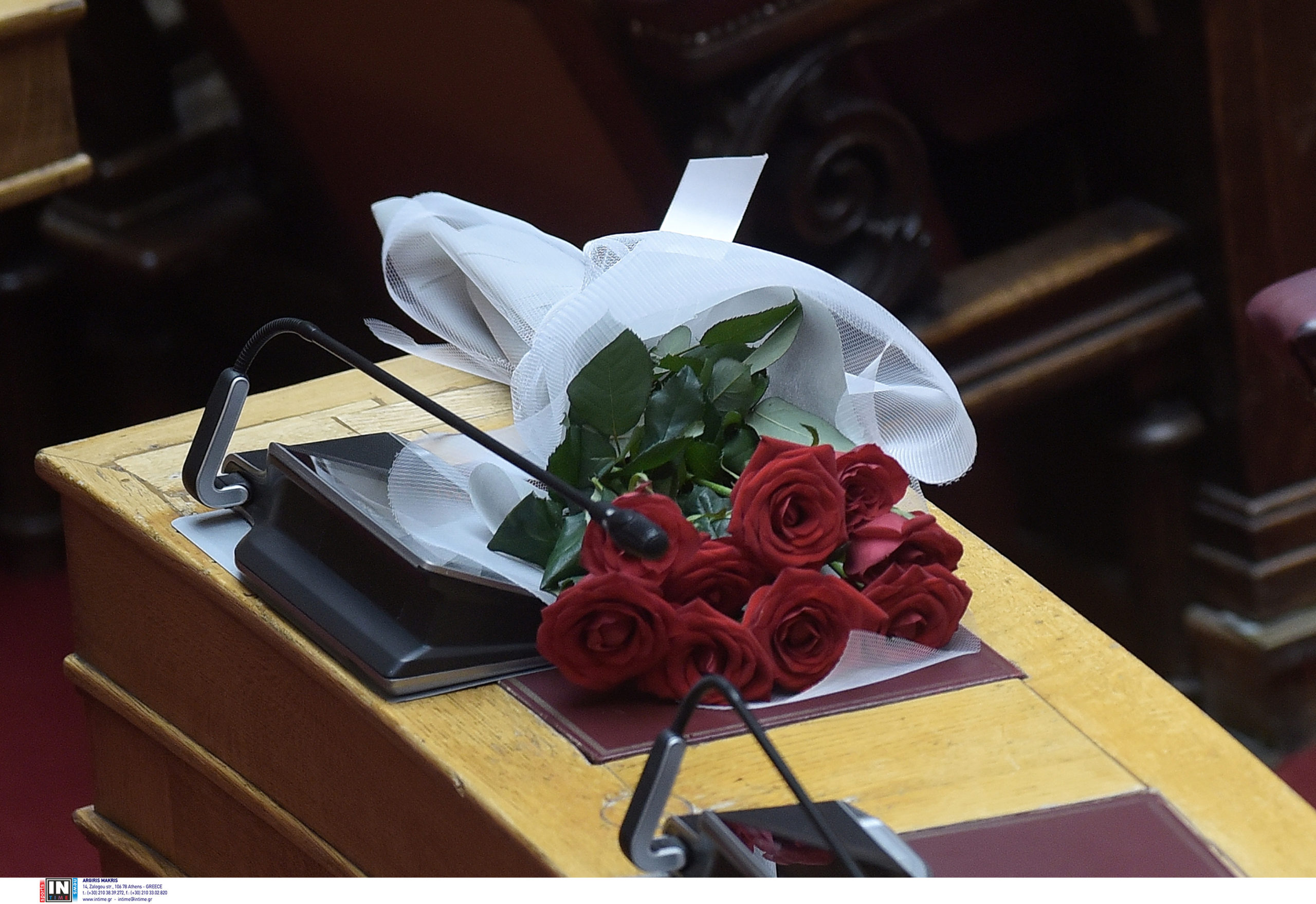 Ο πολιτικός κόσμος αποχαιρετά την Βάσω Παπανδρέου