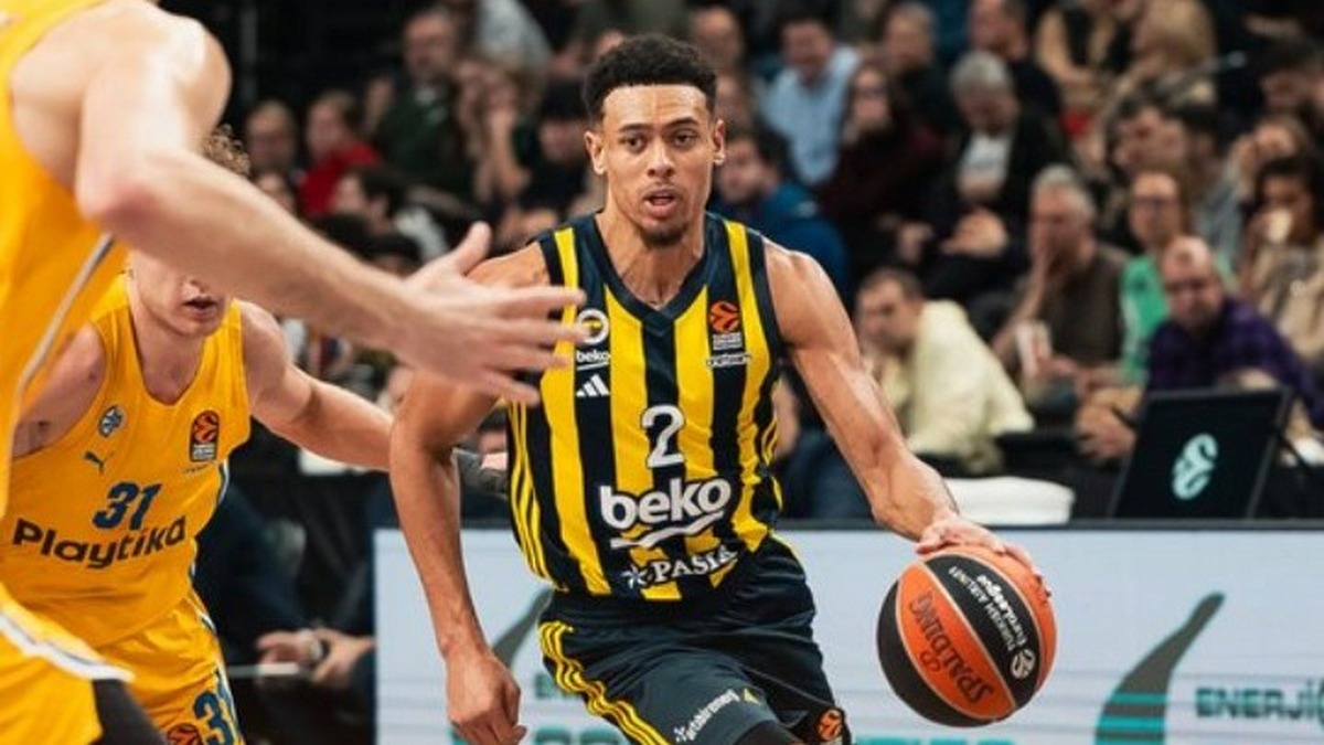 Euroleague: Επιστροφή στις νίκες για Φενέρ, ρεσιτάλ από τα 6,75μ. η Παρί – «Διπλό» της Μπάρτσα πριν από τον Ολυμπιακό