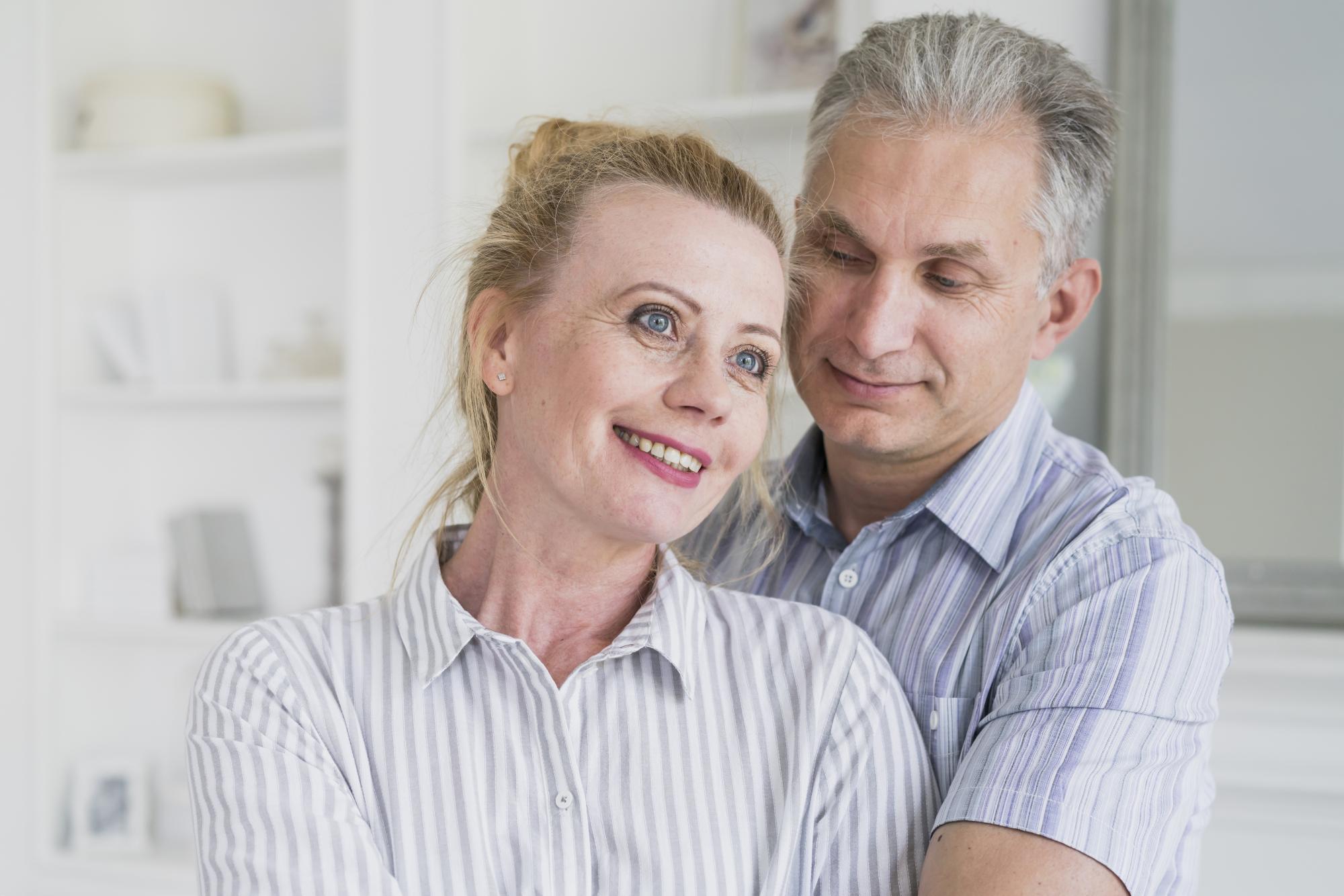 Οι πολύ ώριμες γυναίκες αναζητούν αυτά τα 8 χαρακτηριστικά σε έναν σύντροφο