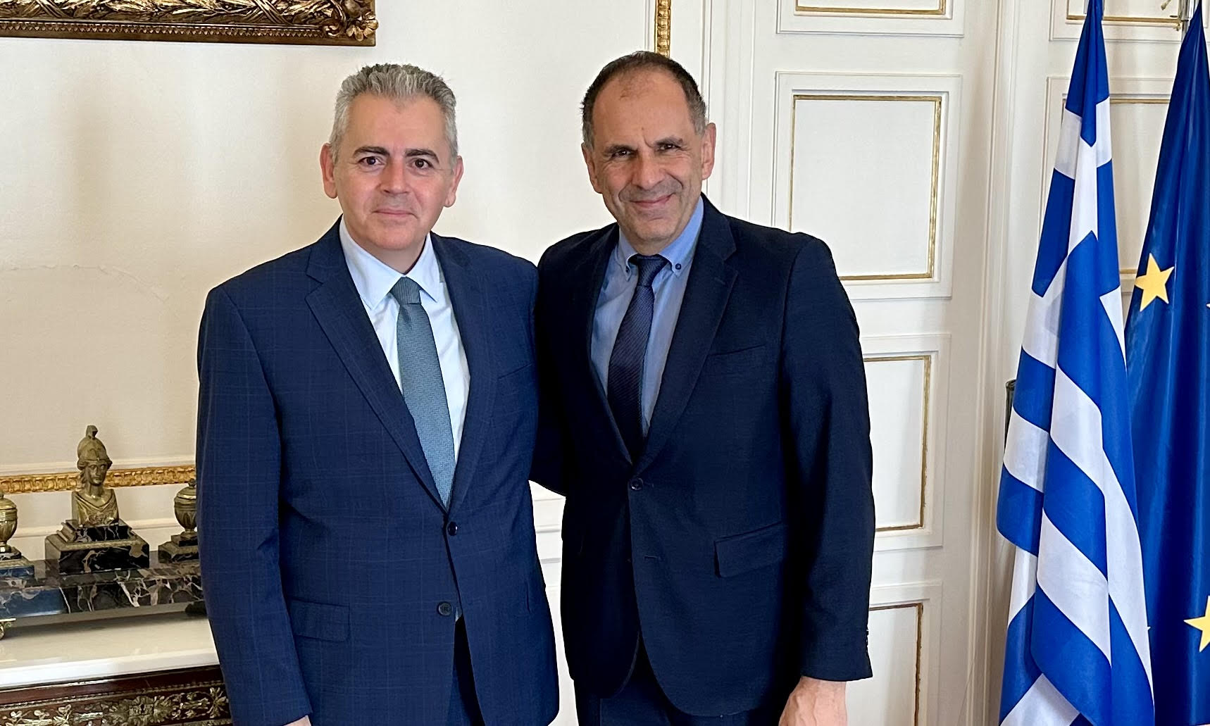 Χαρακόπουλος με Γεραπετρίτη: Ενημέρωση για το έργο της ΔΣΟ, την καμπάνια για την Αγία Σοφία και τον ελληνισμό της Ίμβρου