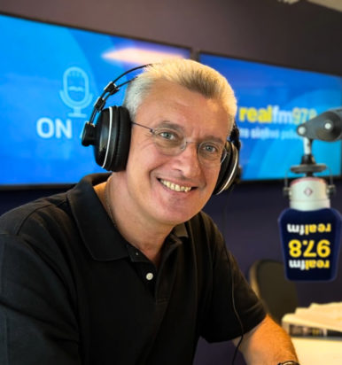 Νίκος Χατζηνικολάου