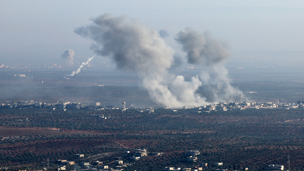 Συρία: Το μισό Χαλέπι υπό τον έλεγχο τζιχαντιστών και ανταρτών – Έκλεισε το αεροδρόμιο – Αναμένεται επιπλέον στρατιωτική βοήθεια από τη Ρωσία