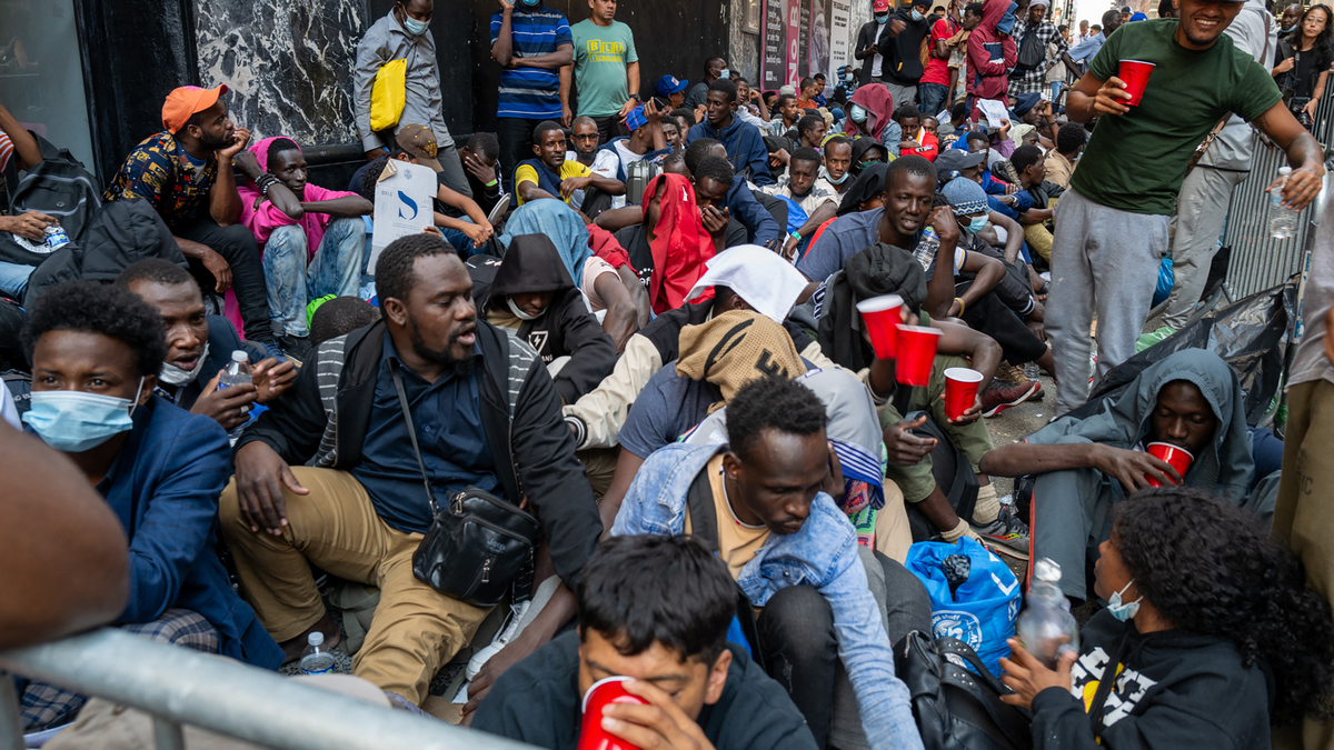 NBC: Η κυβέρνηση των ΗΠΑ προετοιμάζεται για τυχόν μεγάλη αύξηση των μεταναστευτικών ροών
