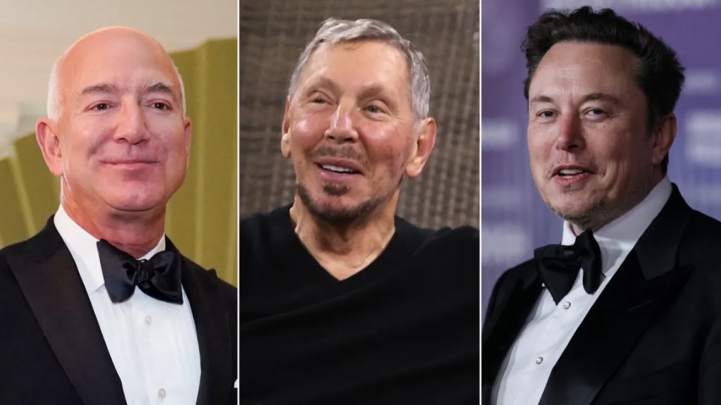 Οι δισεκατομμυριούχοι Τζεφ Μπέζος, Λάρι Έλισον και Έλον Μασκ είδαν τον καθαρό πλούτο τους να αυξάνεται.