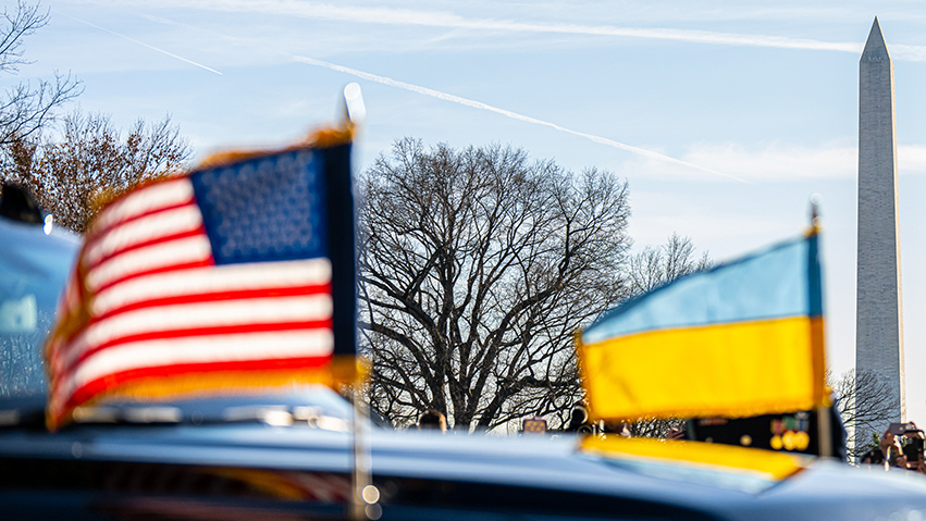 Οι ΗΠΑ κλείνουν την πρεσβεία στο Κίεβο