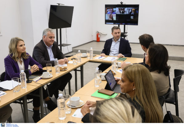 ΠΑΣΟΚ - Συνεδρίαση Πολιτικού Κέντρου