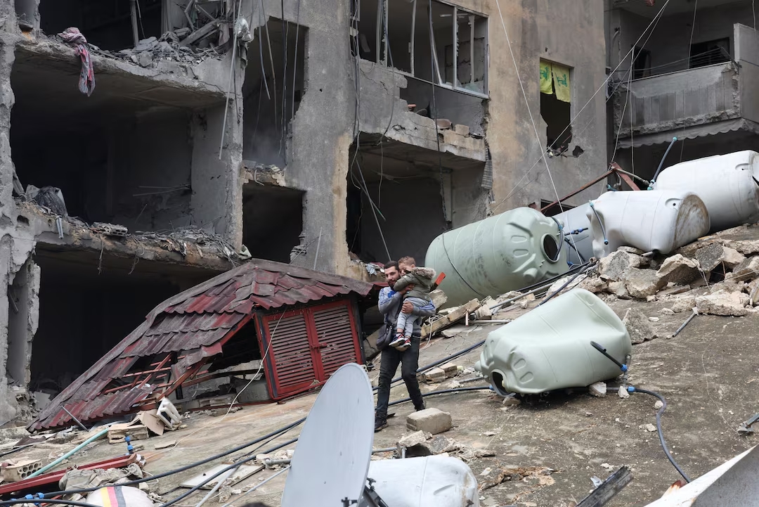 Λίβανος: Συνεχίζονται οι εχθροπραξίες κατά μήκος των συνόρων με το Ισραήλ – Αναφορές για ρίψη βλημάτων με σκοπό να «εκφοβίσουν τους εκτοπισμένους πολίτες»