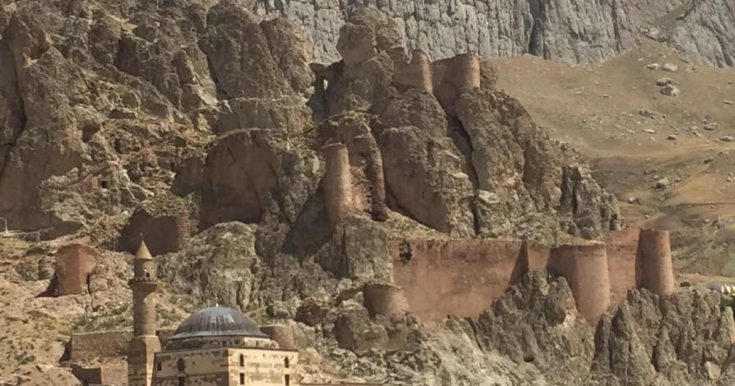 Το φρούριο και ο ναός του βασιλείου Ουραρτού. Φωτογραφία: Ronnie Jones III/CC BY-NC-SA 3.0