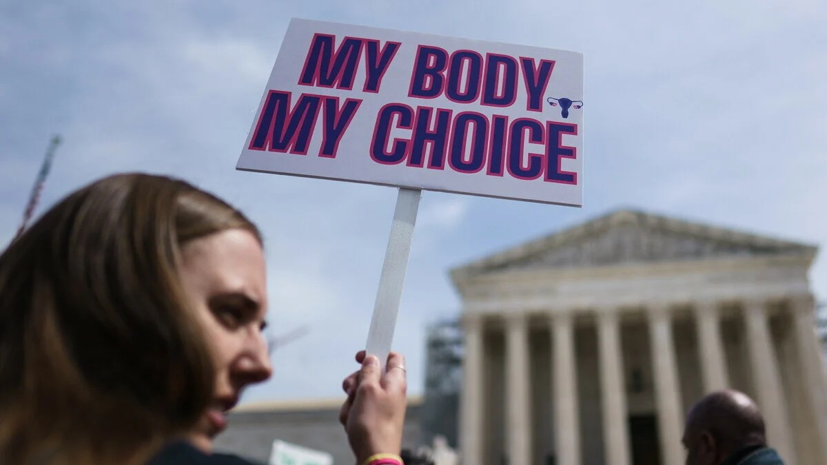 Αμερικανικές εκλογές 2024: Το «ΟΧΙ» επικρατεί στο δημοψήφισμα για την άρση των περιορισμών στην άμβλωση στη Φλόριντα – «Ναι» σε Νέα Υόρκη και Μέριλαντ