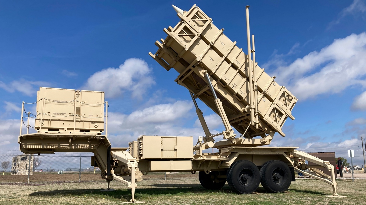Wall Street Journal: Οι ΗΠΑ επισπεύδουν την παράδοση πυραύλων Patriot και NASAMS στην Ουκρανία