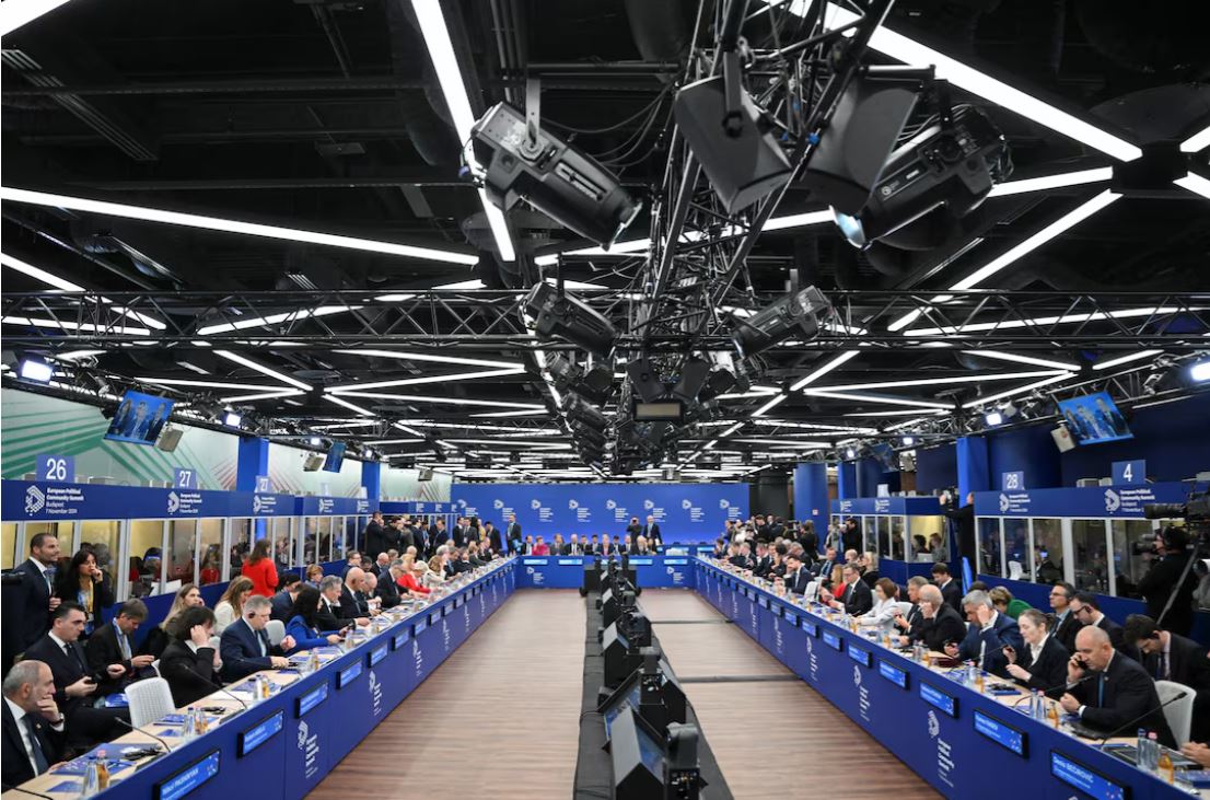 Βουδαπέστη: Οι ανησυχίες και τα μηνύματα της Ευρώπης στην άλλη πλευρά του Ατλαντικού, μετά την νίκη του Ντόναλντ Τραμπ