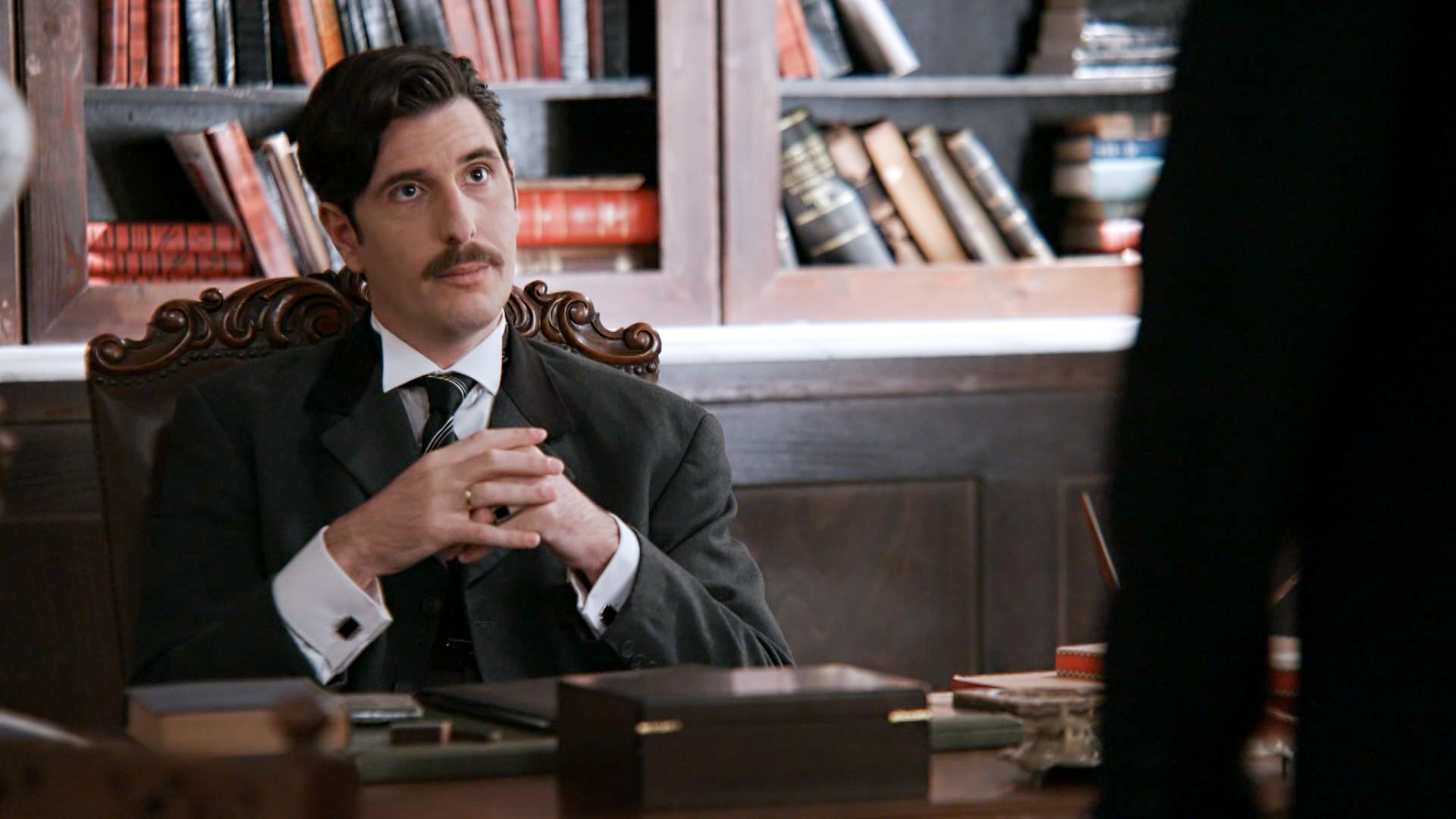 Grand Hotel: Η Ολυμπία βρίσκει ένα σύμμαχο στο πρόσωπο του Ρήγα και είναι πολύ κοντά στην αποκάλυψη της αλήθειας