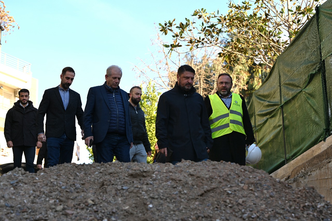 Αυτοψία του Νίκου Χαρδαλιά στον συλλεκτήριο αγωγό του Αιγάλεω