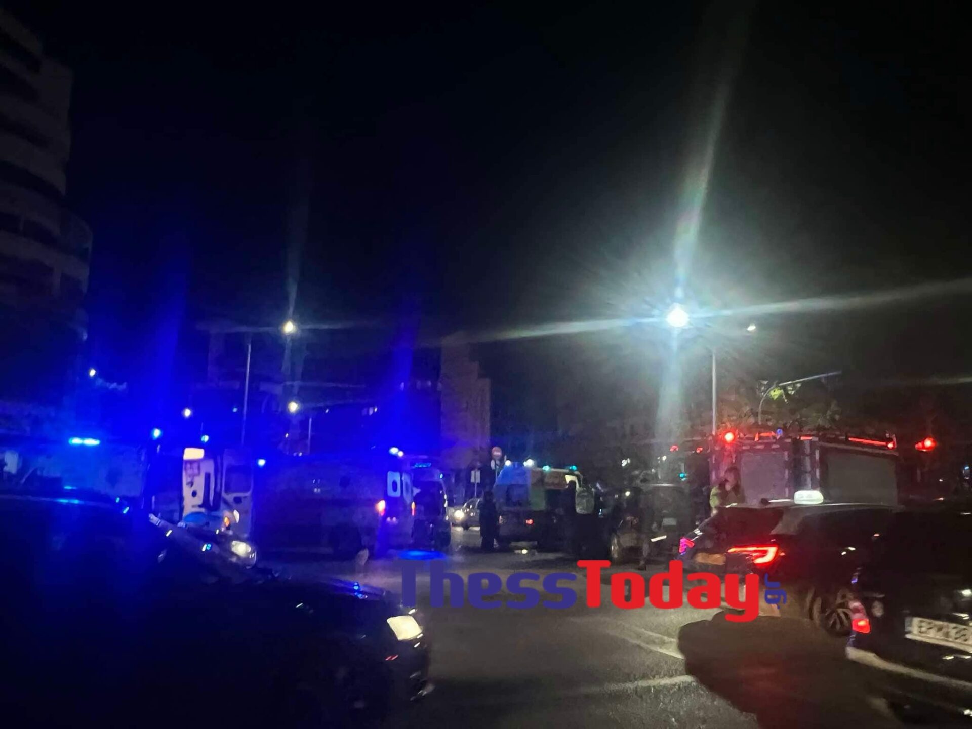 Θεσσαλονίκη: Τροχαίο – σοκ με έναν νεκρό και 4 τραυματίες – ΦΩΤΟ