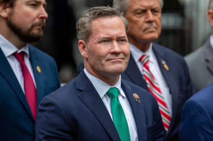 ΗΠΑ: Η ομάδα Τραμπ θα συνεργαστεί με την κυβέρνηση Μπάιντεν για μια «διευθέτηση» του πολέμου στην Ουκρανία