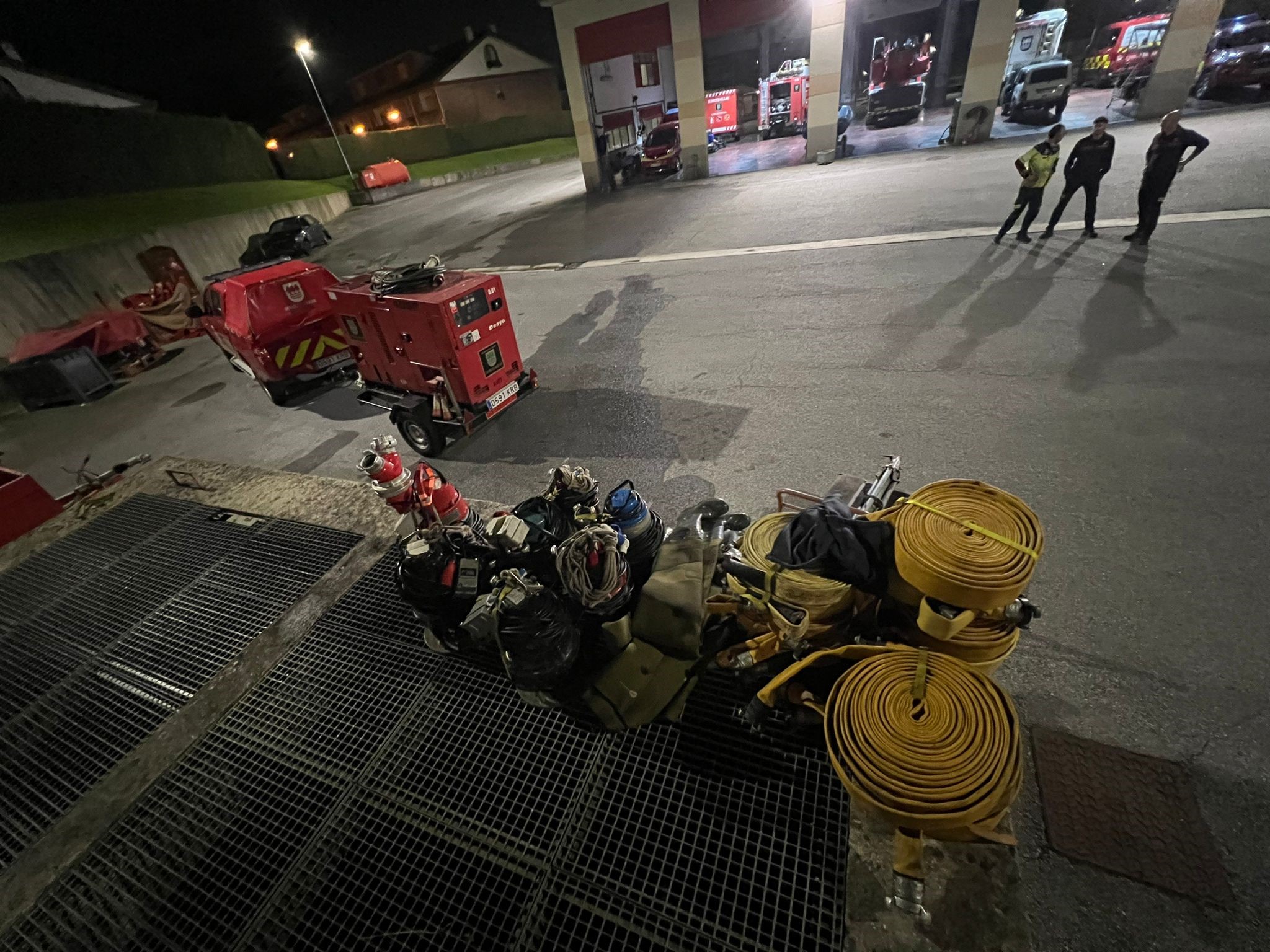 Ισπανία: Συναγερμός και στην Βαρκελώνη για πλημμύρες – Mε drone ψάχνουν για νεκρούς και αγνοούμενους στην Βαλένθια