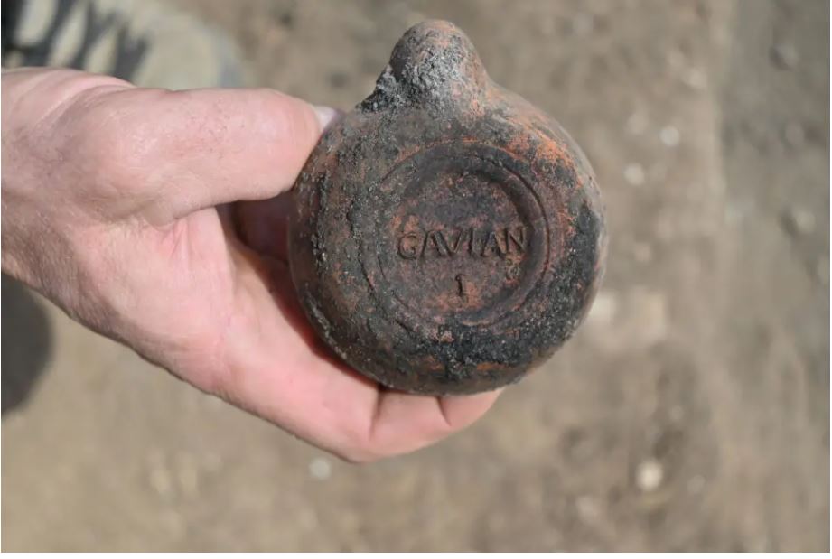 Εντοπίστηκαν τάφοι