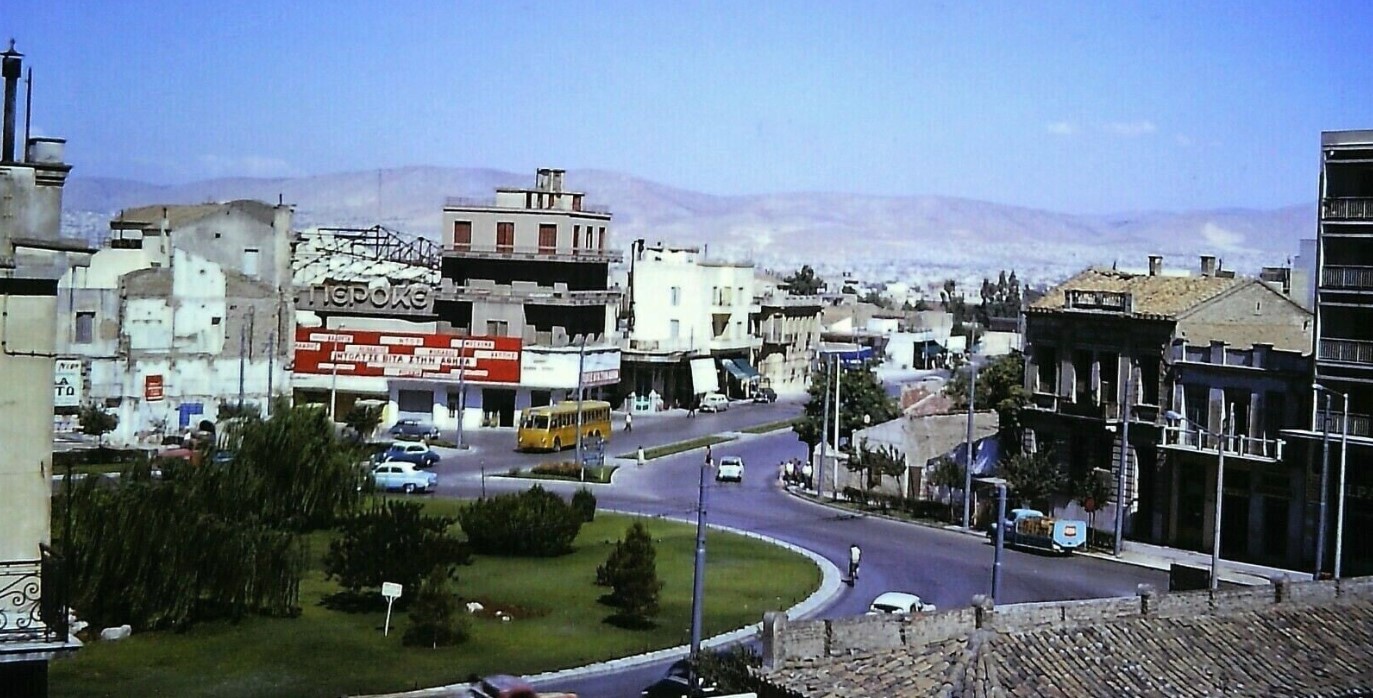 Κουίζ για την παλιά Αθήνα: Αναγνωρίζεις την πλατεία; Έχεις περάσει σίγουρα από εκεί