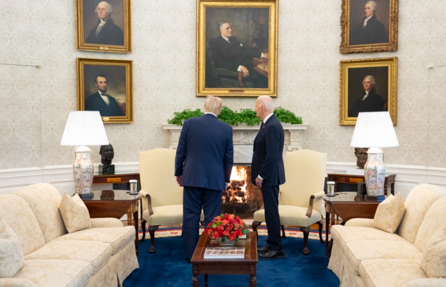 Τζο Μπάιντεν Ντόναλντ Τραμπ