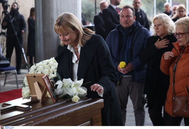 κηδεία Γιάννη Μπουτάρη