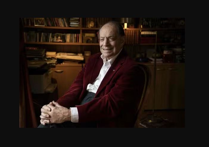 Charles Dumont: Πέθανε σε ηλικία 95 ετών ο συνθέτης του τραγουδιού «Non, je ne regrette rien»