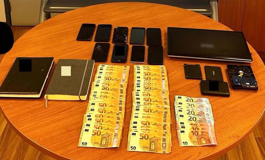 Europol: Εξαρθρώθηκε διεθνές κύκλωμα διακίνησης καπνικών προϊόντων με τη συμβολή του «ελληνικού FBI» – Τρεις συλλήψεις στην Ελλάδα